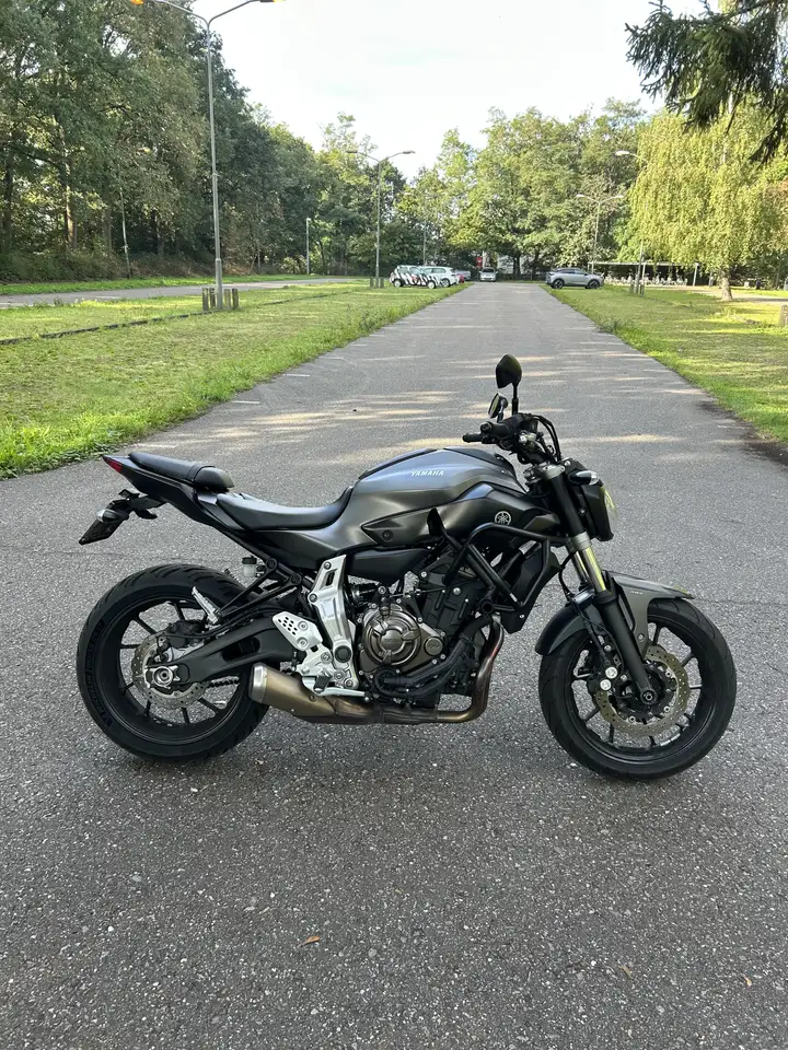 Yamaha MT-07