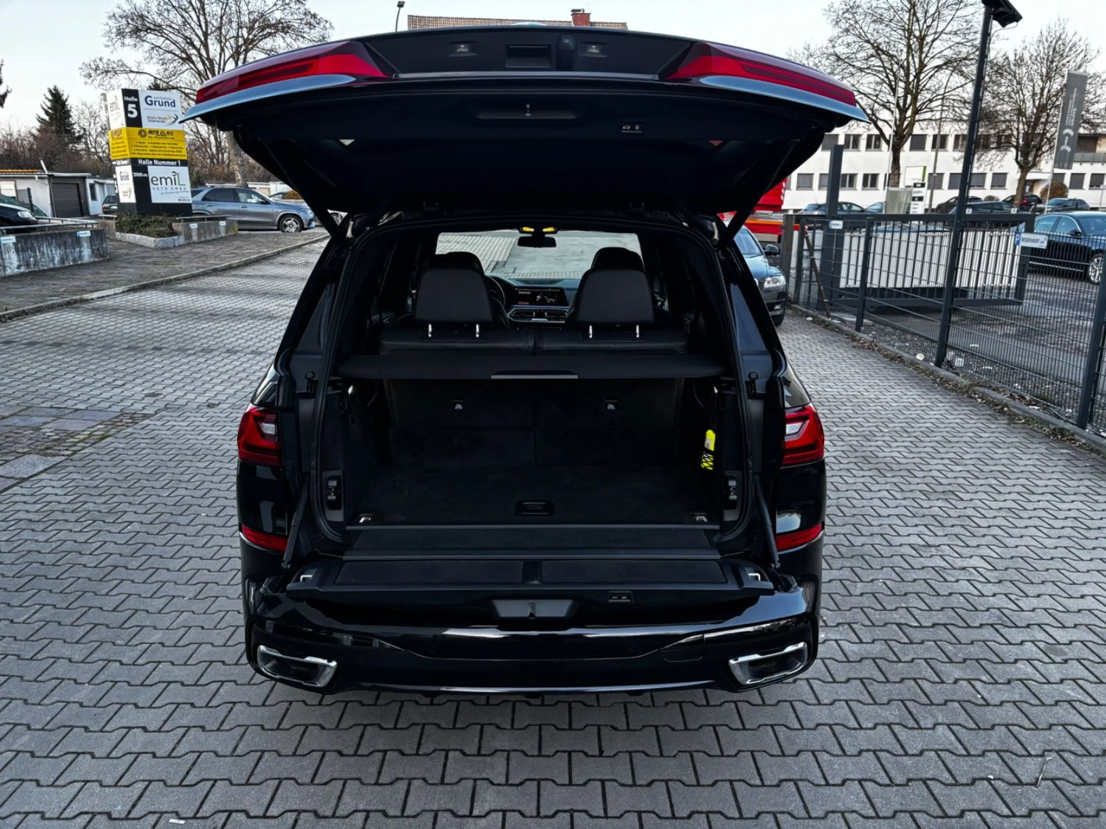 BMW X7 xDrive 40 d M Sport Alcantara Gestik Laser — photo 11