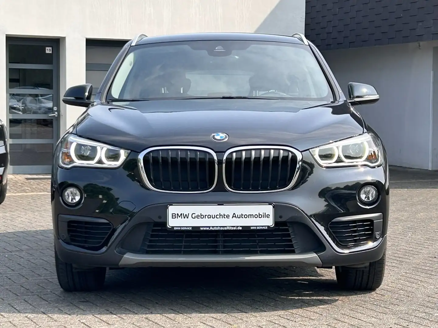 BMW X1 xDrive18d Aut. Advantage / AHK / Rückfahrkamera Noir - 2