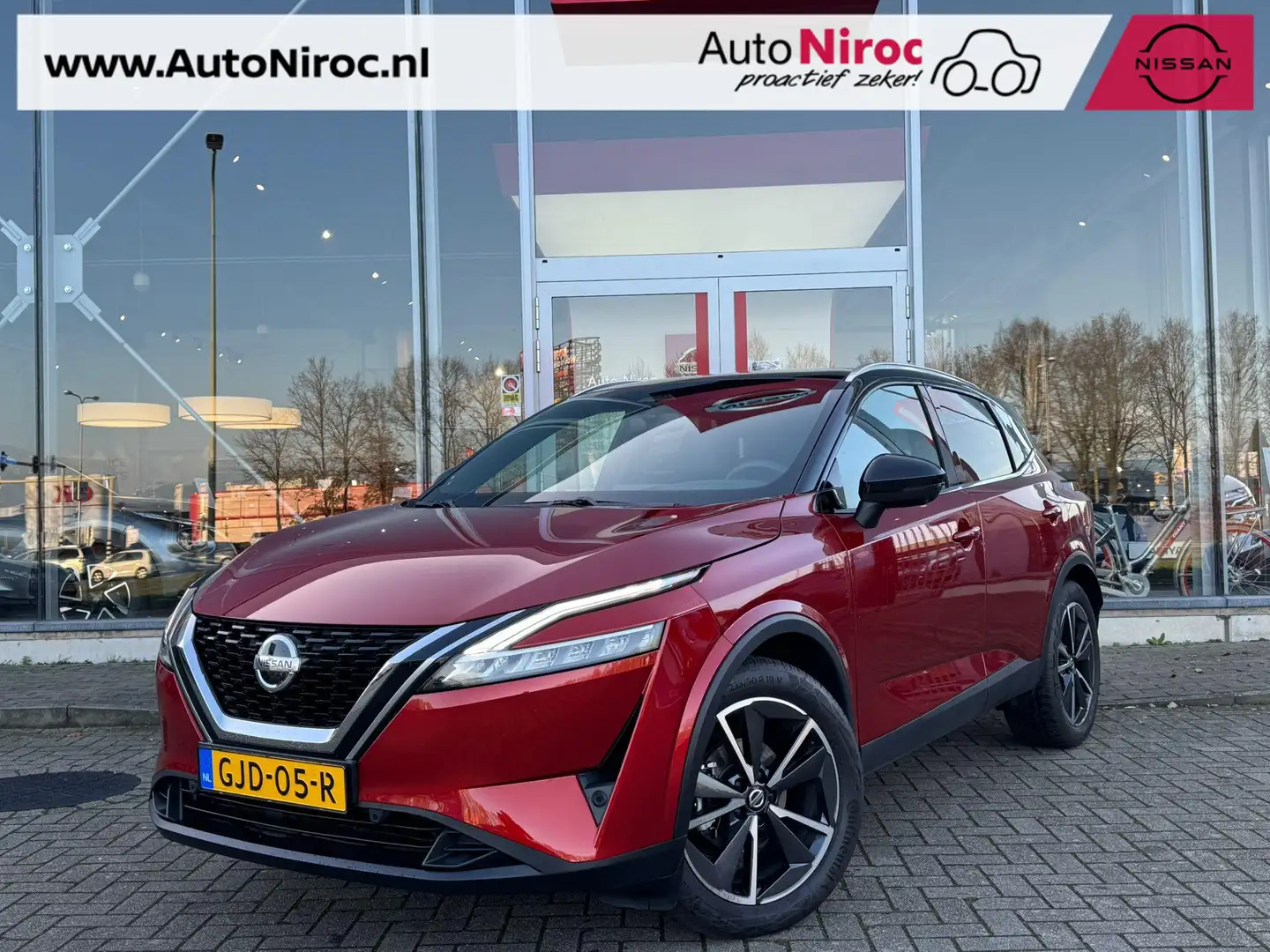 Nissan Qashqai 1.3 MHEV Tekna | PANORAMADAK | NAVIGATIE | CAMERA Rood - 1