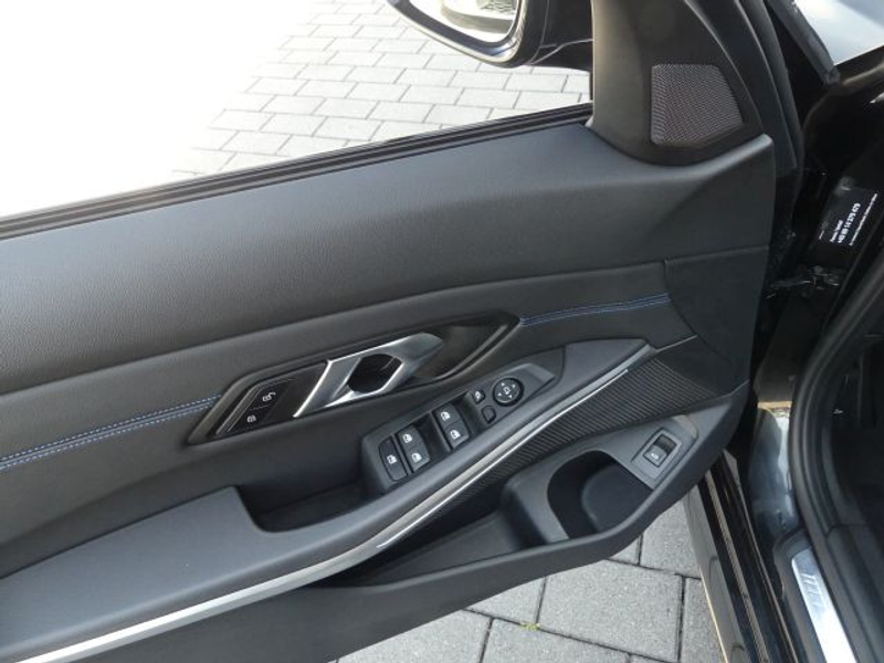 BMW 318 i Tour M Sportp. AHK°ACC*-Ad.LED°Headup+HIFI — photo 11