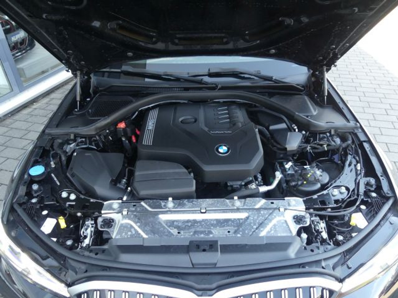 BMW 318 i Tour M Sportp. AHK°ACC*-Ad.LED°Headup+HIFI — photo 6