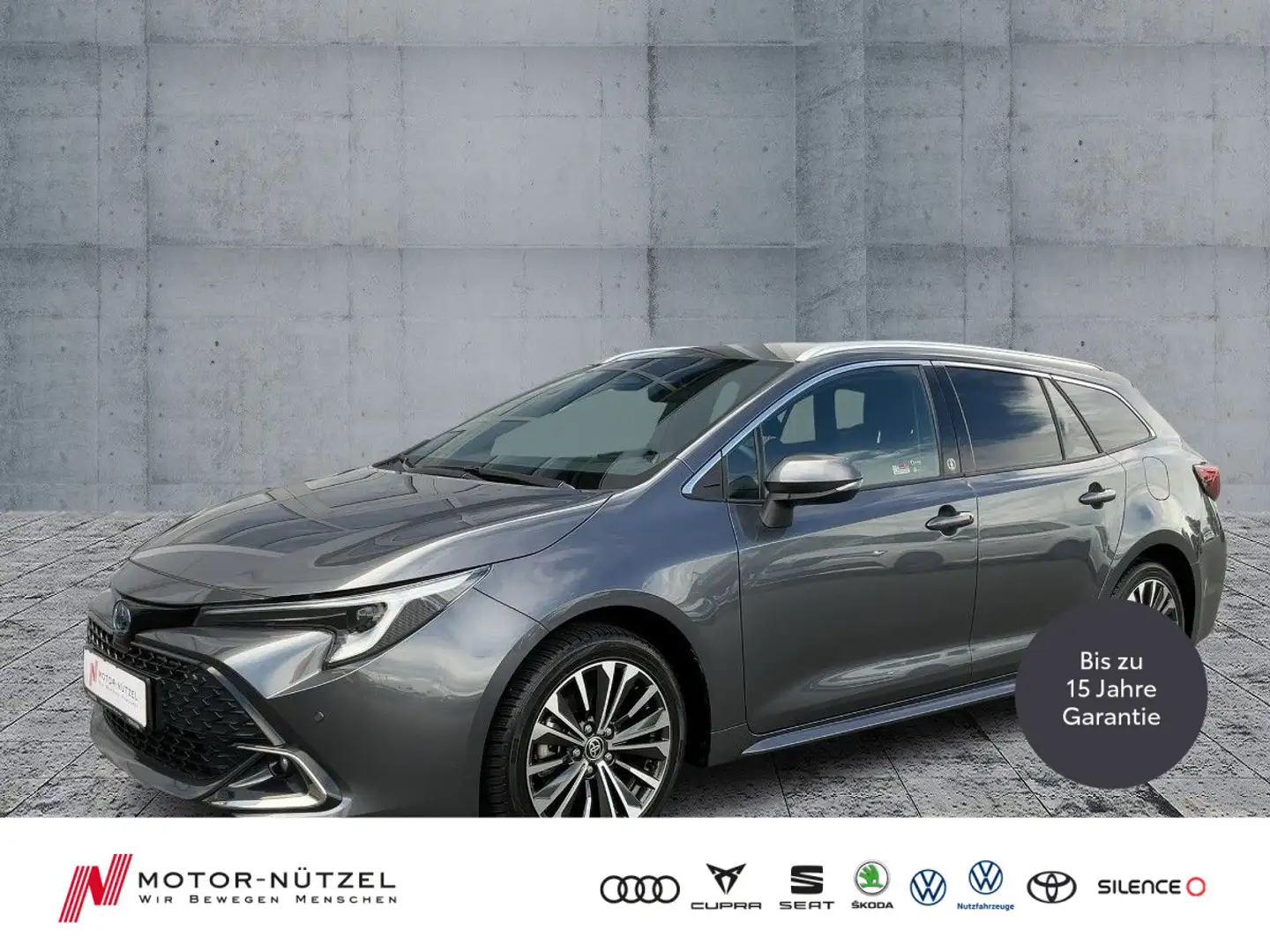 Toyota Corolla TS 1.8 Hybrid TEAM D LED+NAV+ACC+RFK+SHZ Grau - 1