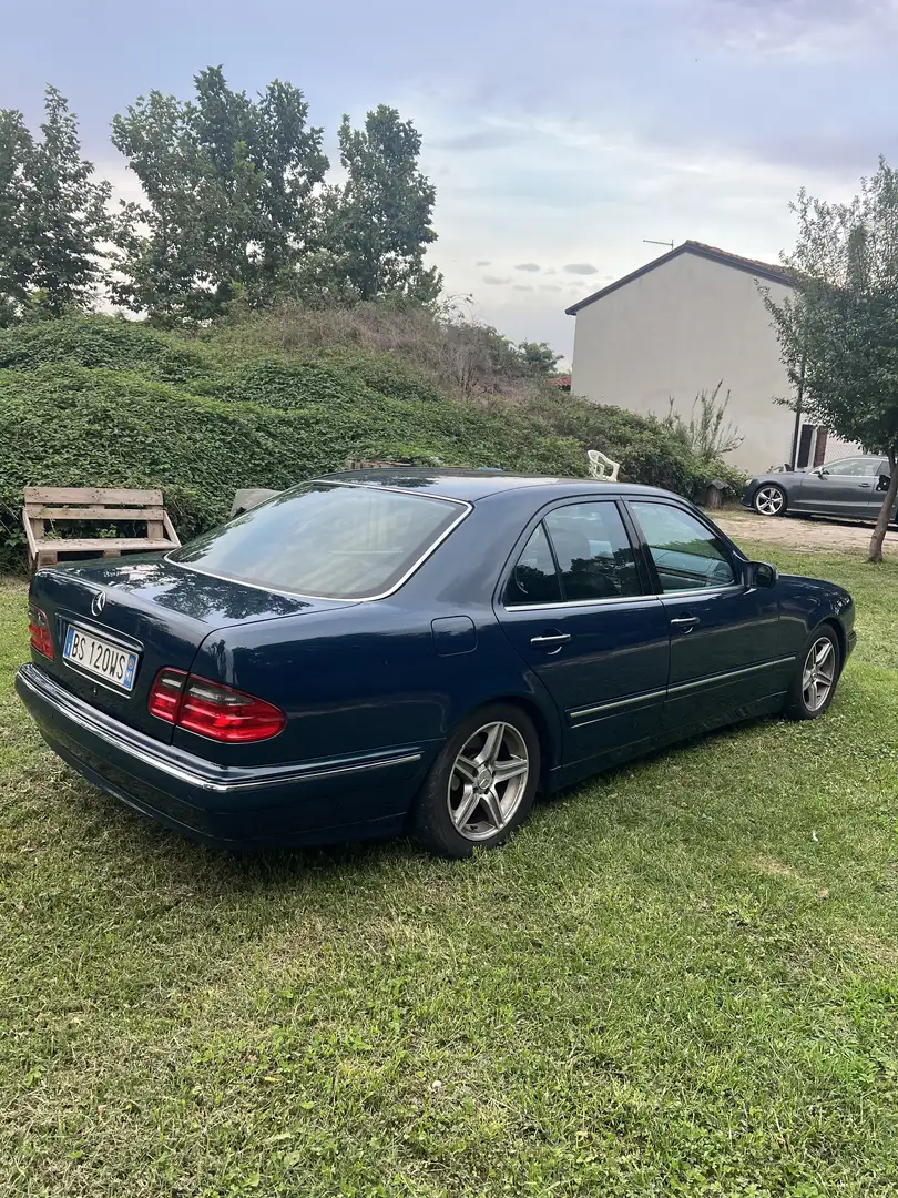 Mercedes-Benz E 320 td cdi Avantgarde - 2