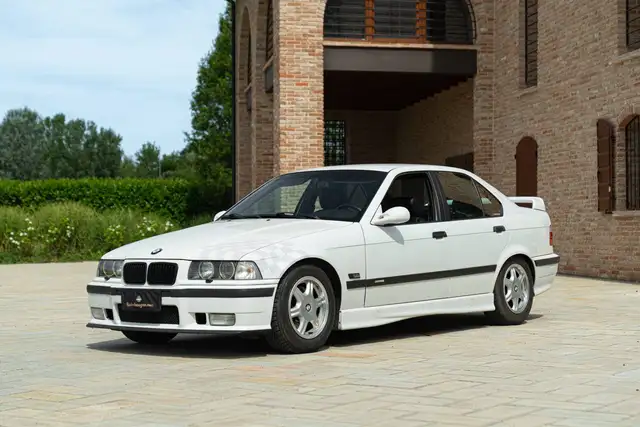 BMW 318 IS MOTORSPORT LIMITED EDITION