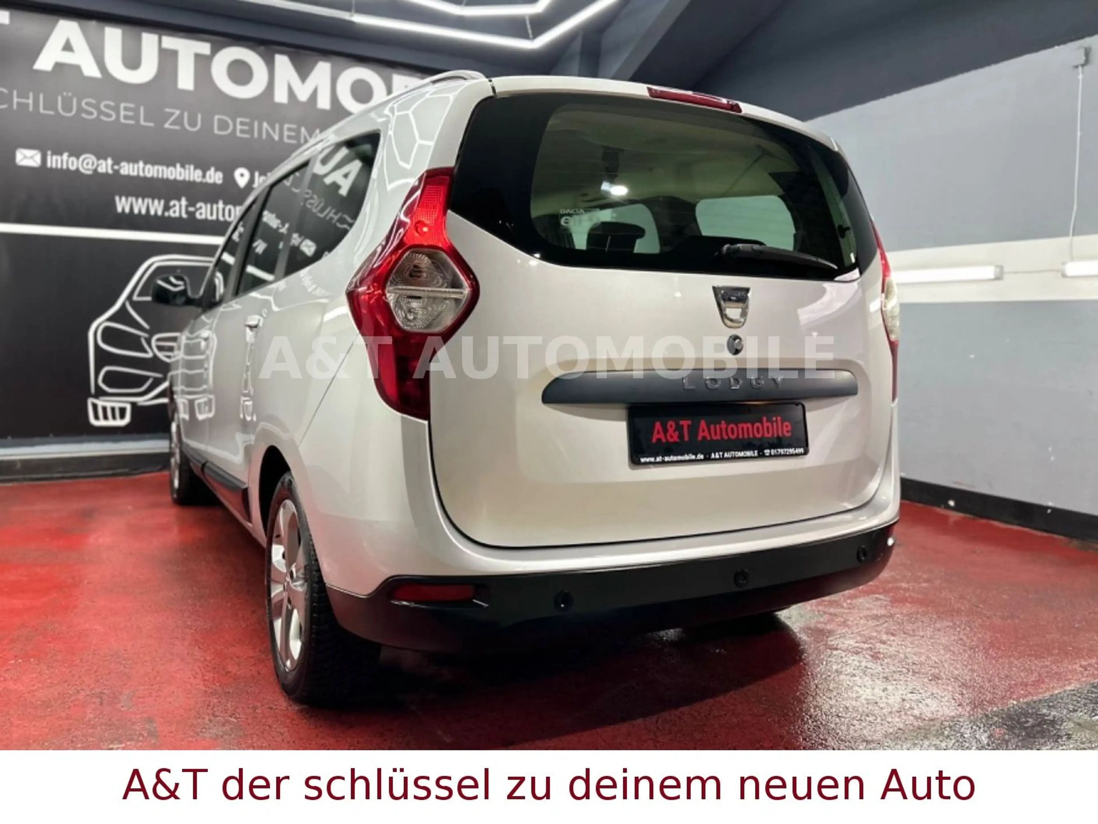 Dacia Lodgy Celebration.1HAND.NAVI.KLIMA.SETZH.PDC — photo 4