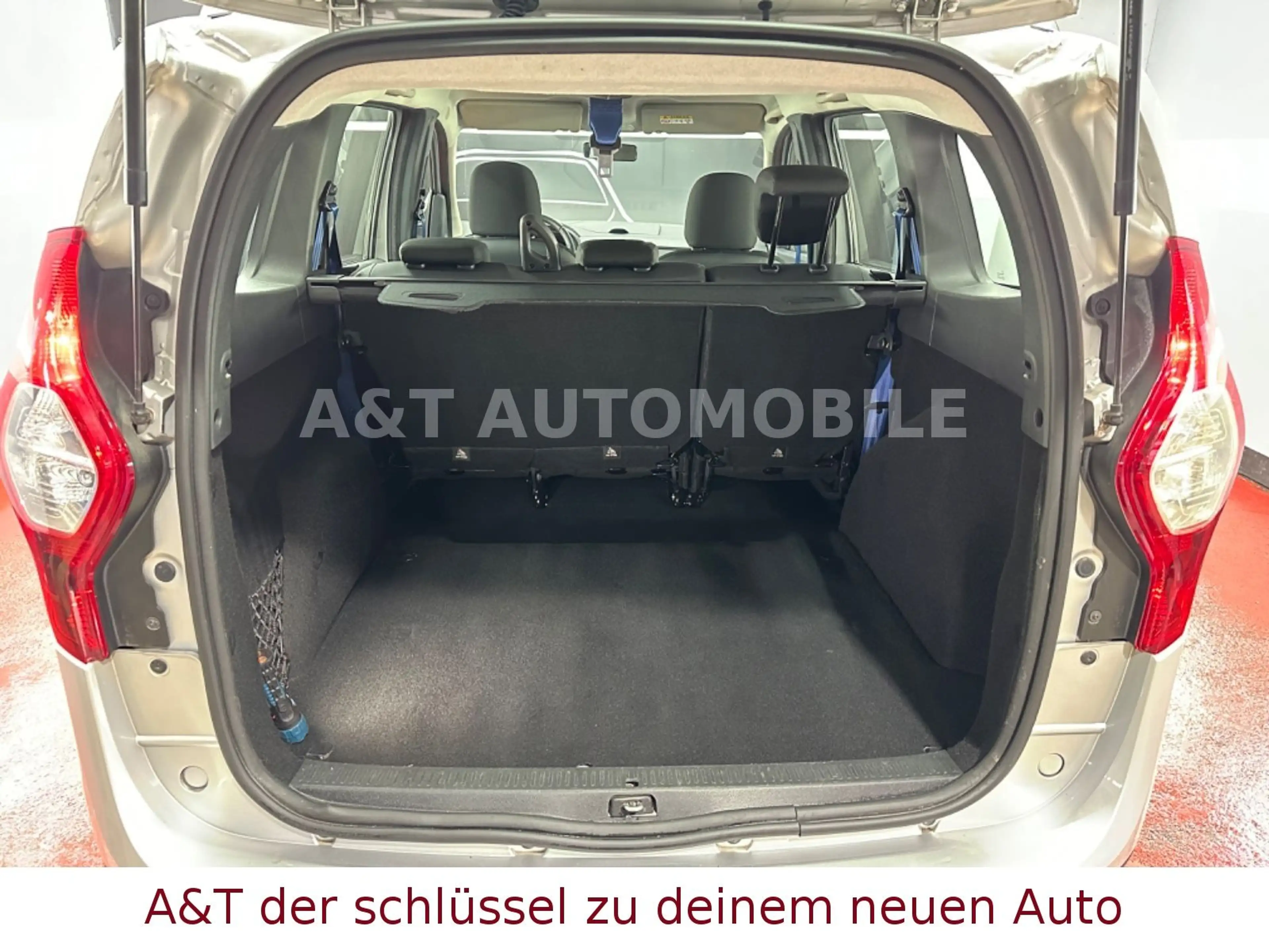 Dacia Lodgy Celebration.1HAND.NAVI.KLIMA.SETZH.PDC — photo 9