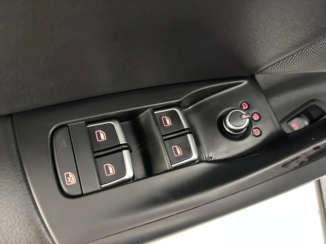 Audi Q3 снимка Audi Q3