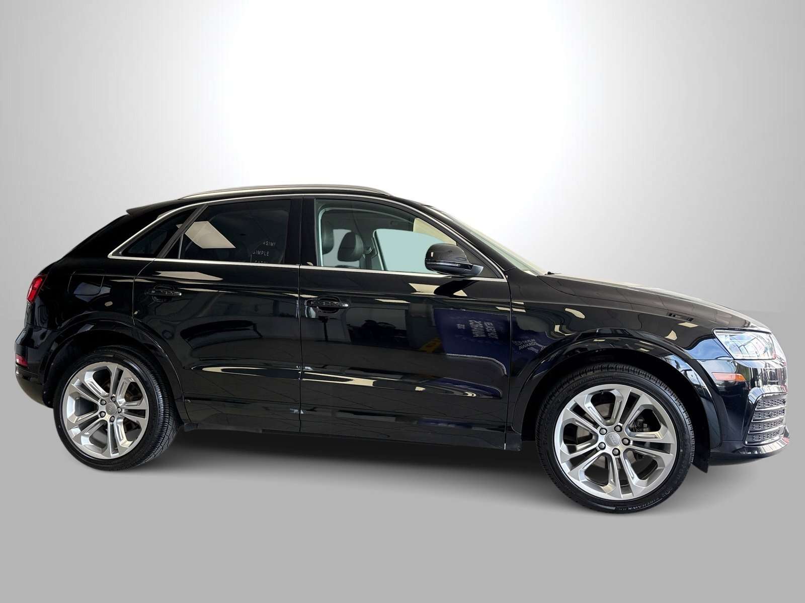 2018 Audi Q3 Progressiv-Panoramic Sunroof | Liftgate | Heated S thumb 17