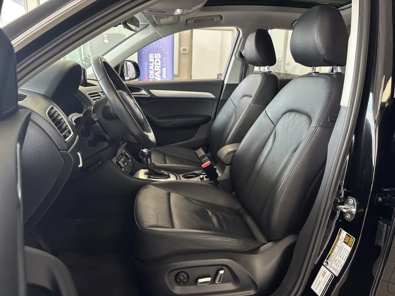 Audi Q3 снимка Audi Q3