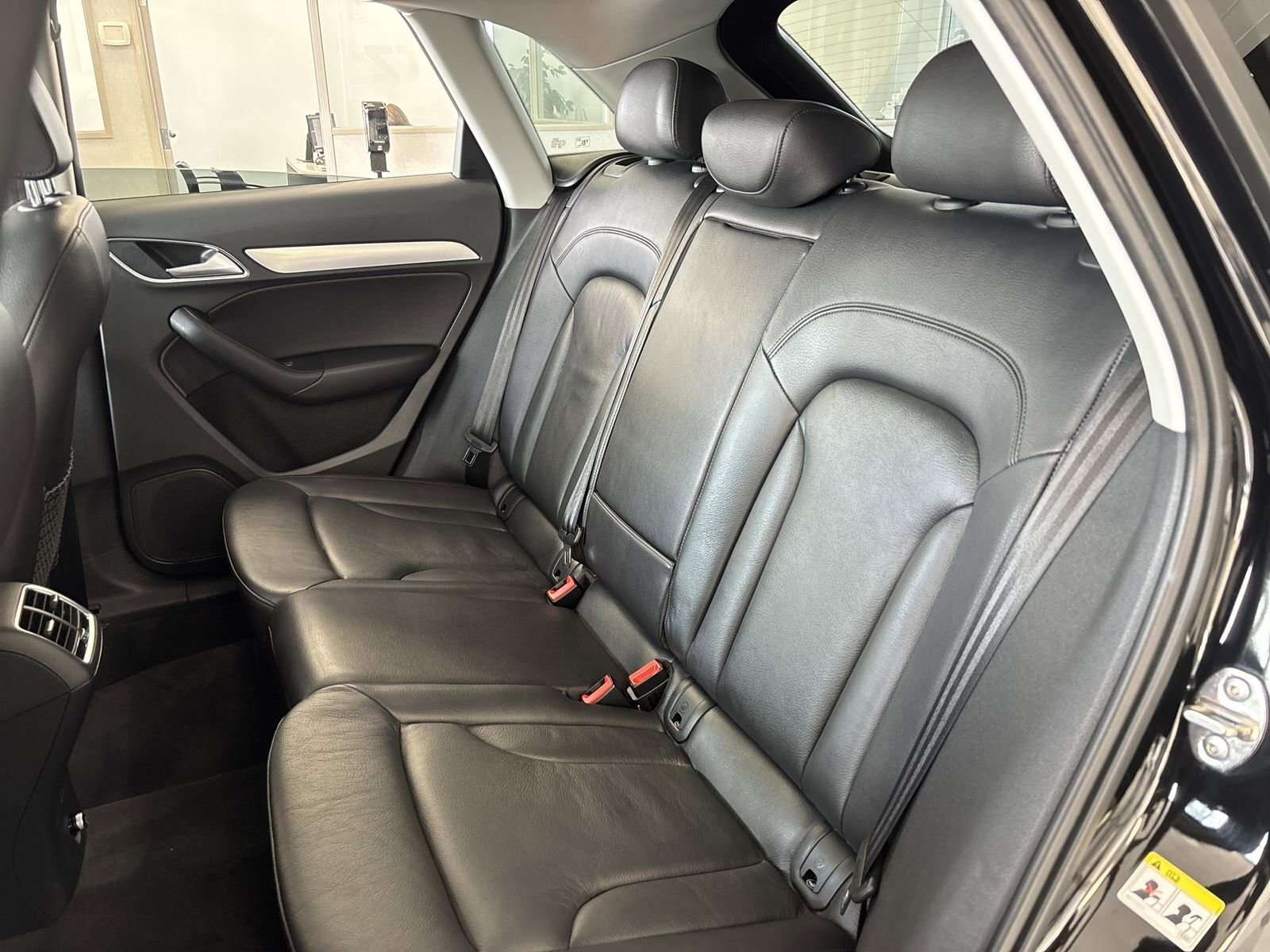 2018 Audi Q3 Progressiv-Panoramic Sunroof | Liftgate | Heated S thumb 30