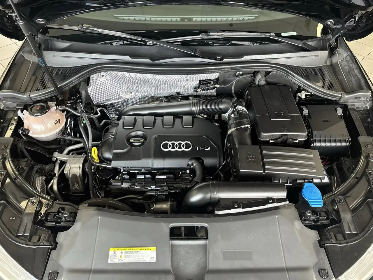 Audi Q3 снимка Audi Q3