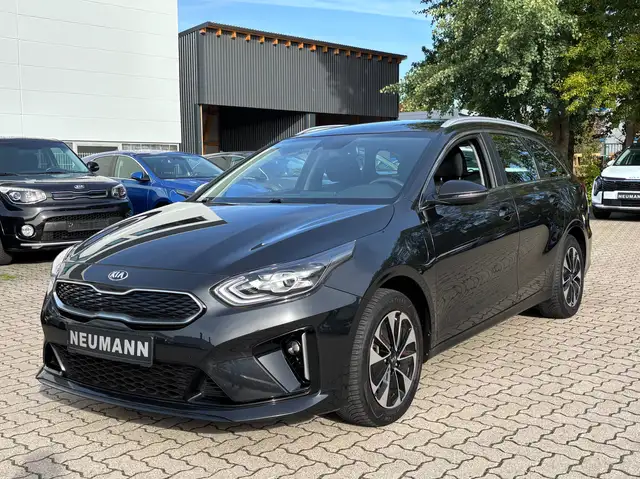 Kia cee'd Sportswagon Plug in Hybrid Vision