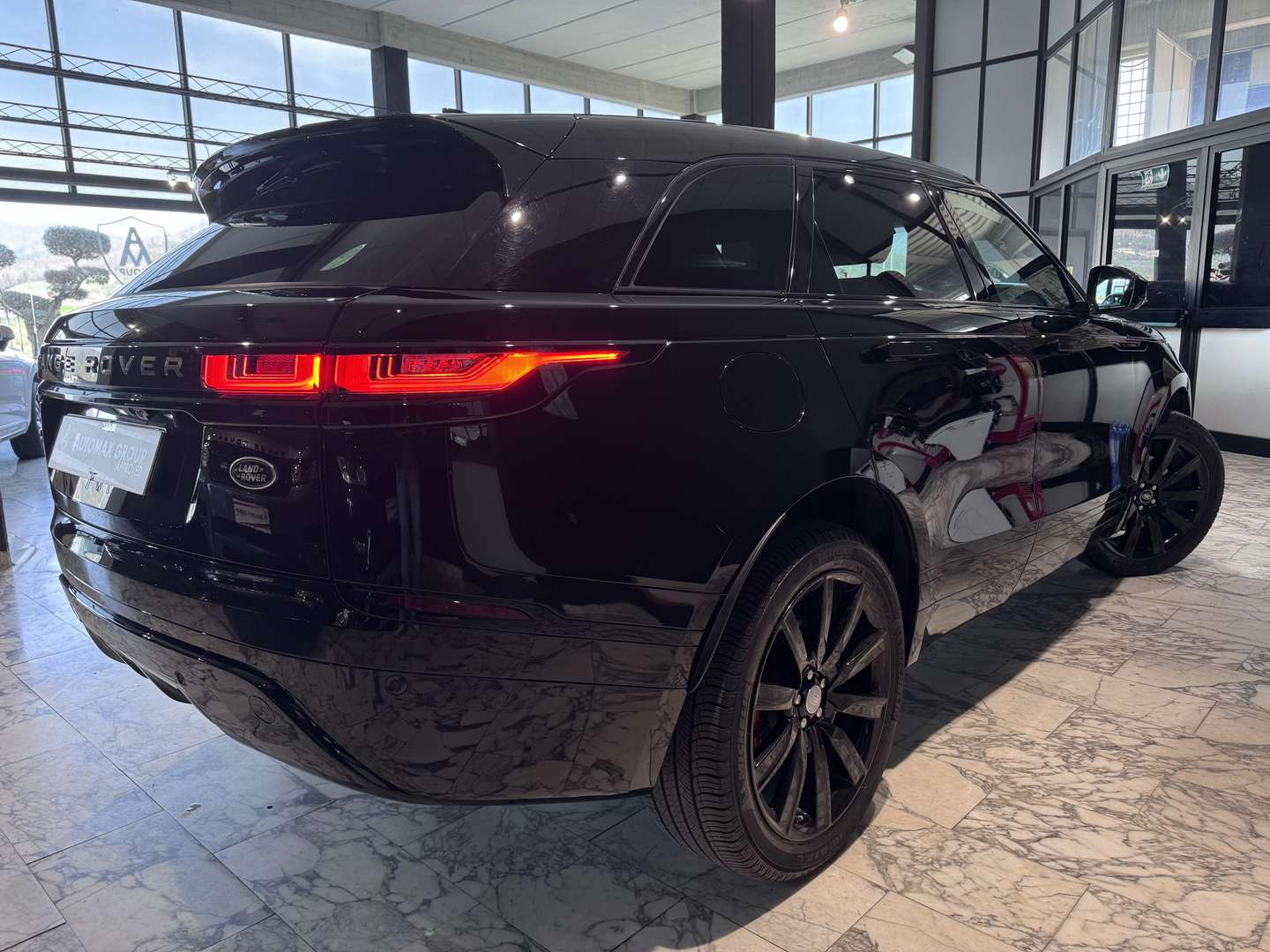 Land Rover Range Rover Velar R-Dynamic HSE 4wd 2.0d I4 Mhev 204cv Auto -  - Joinsteer - #3