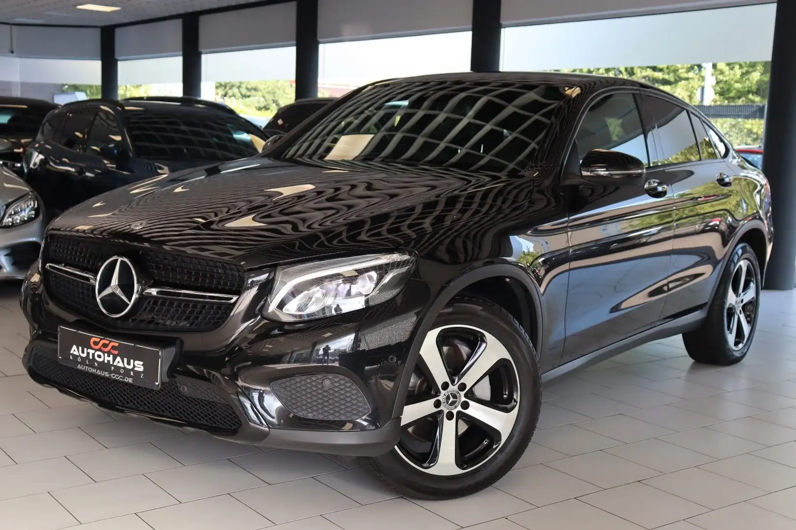 Mercedes-Benz GLC 250 4Matic Coupe Night Paket|KAMERA|LED|AHK| Noir - 1