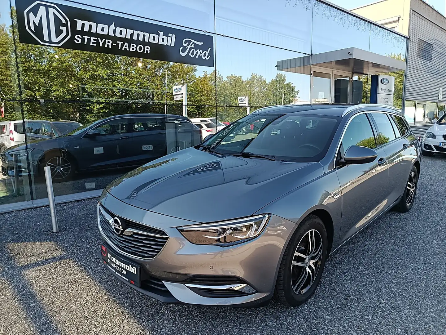 Opel Insignia ST 2,0 CDTI BlueInjection Innovation St./St. Aut. Grau - 1