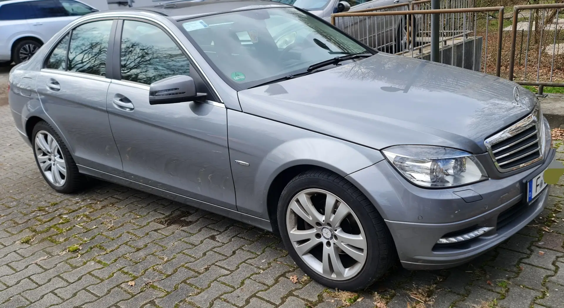 Mercedes-Benz C 250 CDI DPF BlueEFFICIENCY - 2
