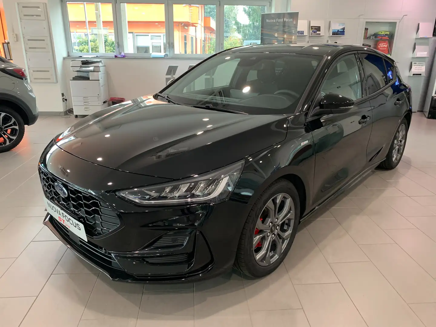 Ford Focus 1.0 BENZ/ELETTRICA ST-Line 125cv "PRONTA CONSEGNA Nero - 1