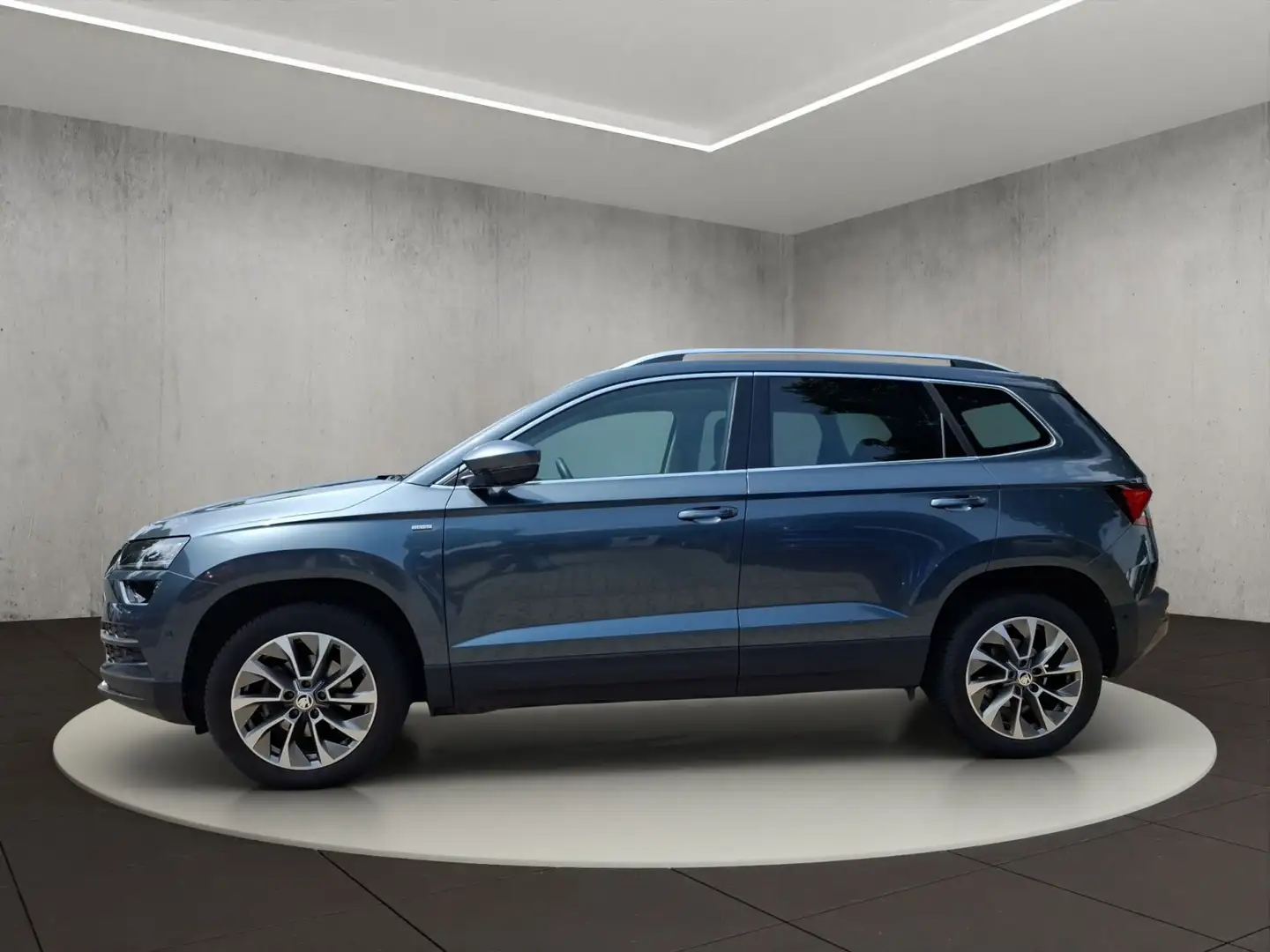 Skoda Karoq Ambition Grijs - 2