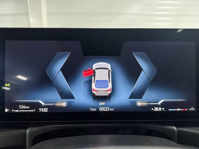 BMW 4 Series view 13