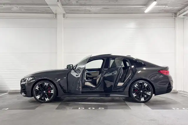 BMW 4 Series view 3