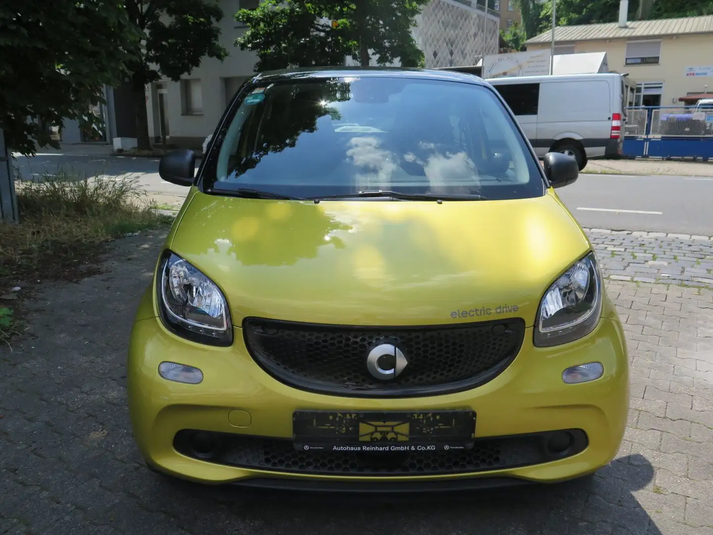 smart forFour 60kW electric drive Batt TOP Ausstattung Schwarz - 2