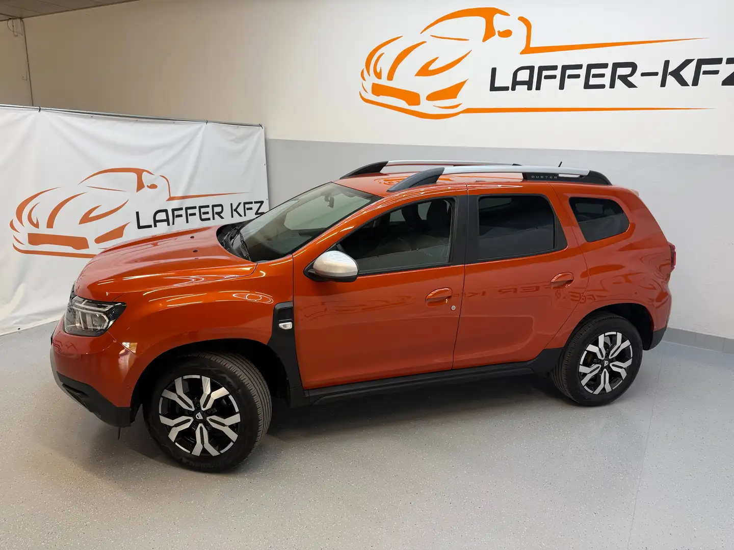 Dacia Duster Prestige 150 TCe EDC KLIMAAUTO 360° KAMERA SITZHZG TEMP Orange - 2