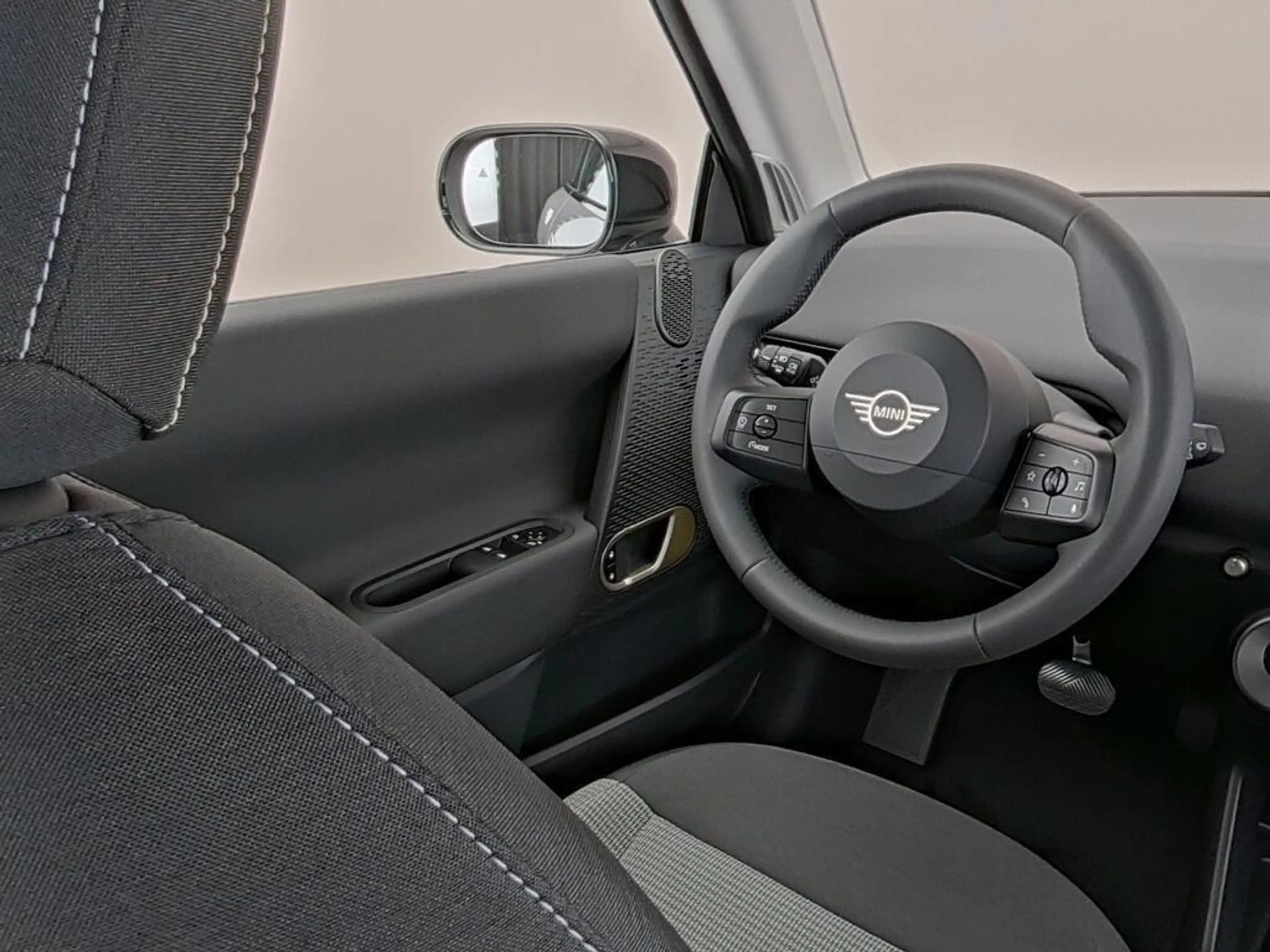 MINI Cooper SE 3-Deurs Essential 54.2 kWh — photo 4