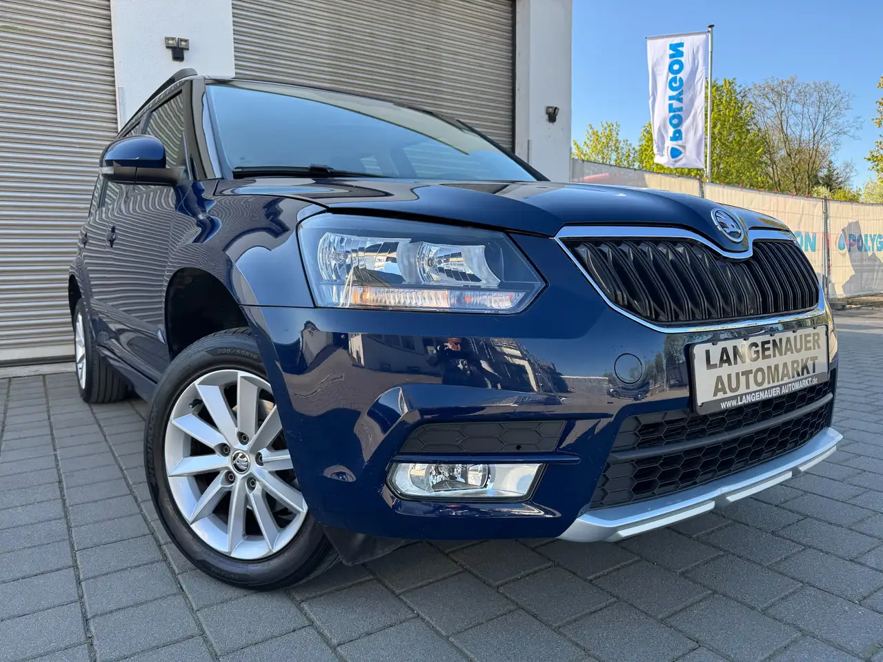 Skoda Yeti 1.6 TDI 105 ch Ambition • 1ère Main - Boîte auto DSG - Attelage • Clim bizone • Sièges chauffants