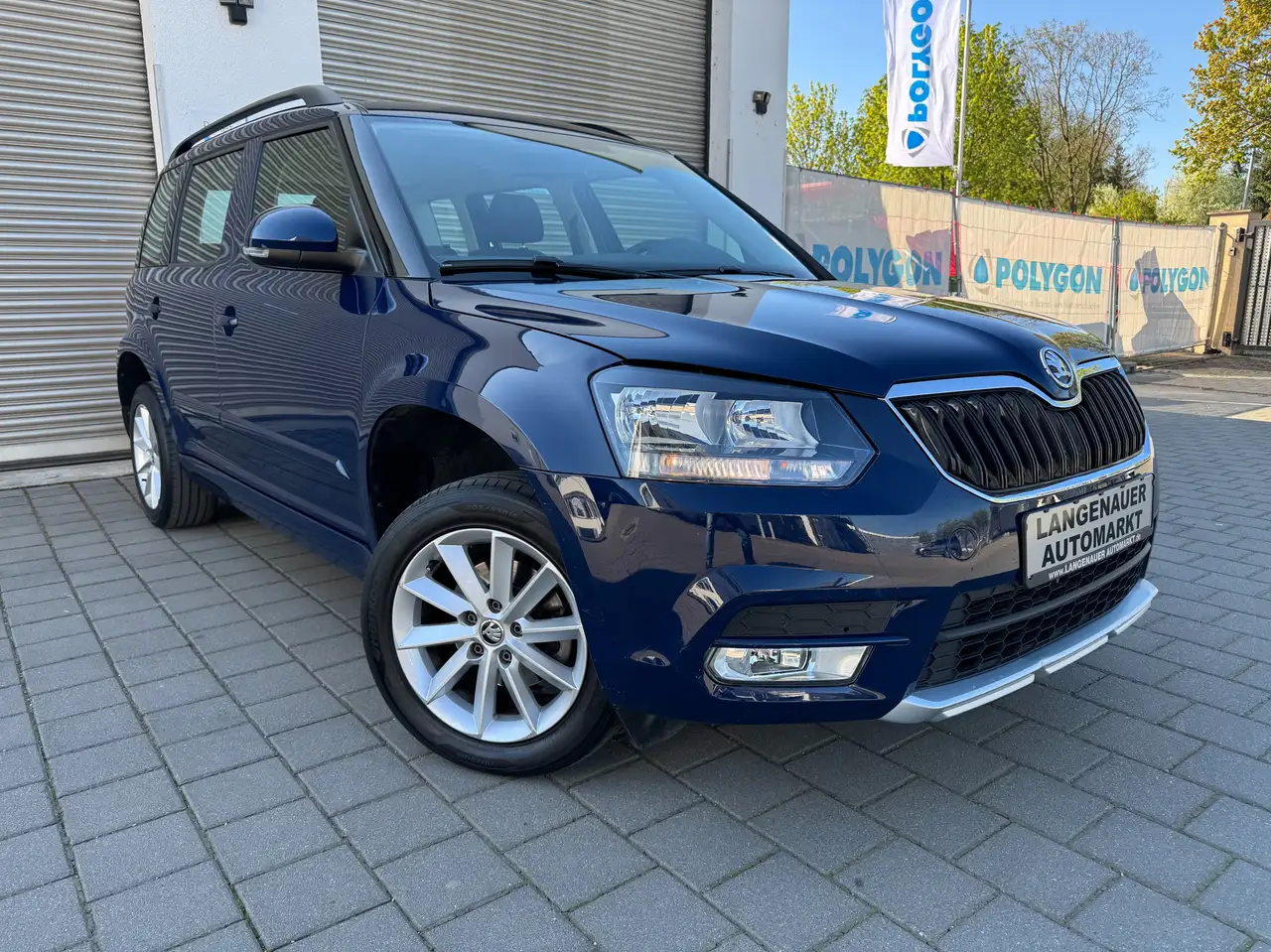 Skoda Yeti 1.6 TDI 105 ch Ambition • 1ère Main - Boîte auto DSG - Attelage • Clim bizone • Sièges chauffants