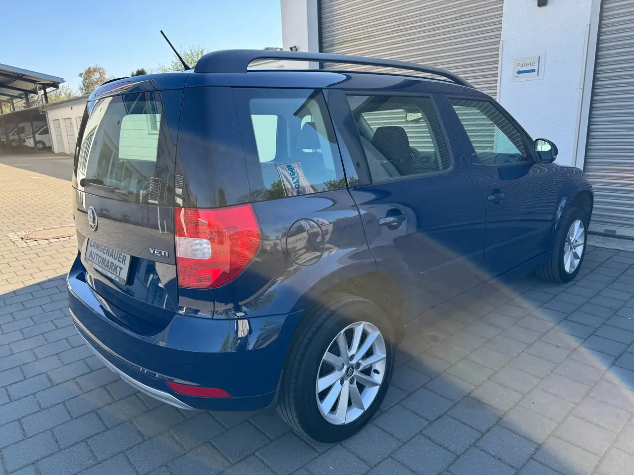 Skoda Yeti 1.6 TDI 105 ch Ambition • 1ère Main - Boîte auto DSG - Attelage • Clim bizone • Sièges chauffants