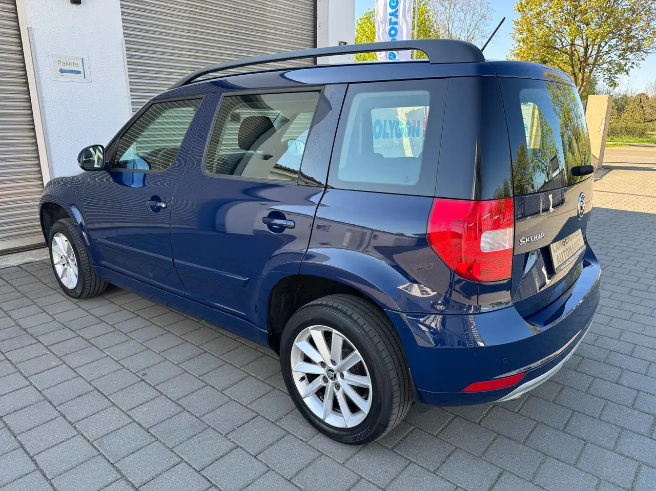 Skoda Yeti 1.6 TDI 105 ch Ambition • 1ère Main - Boîte auto DSG - Attelage • Clim bizone • Sièges chauffants