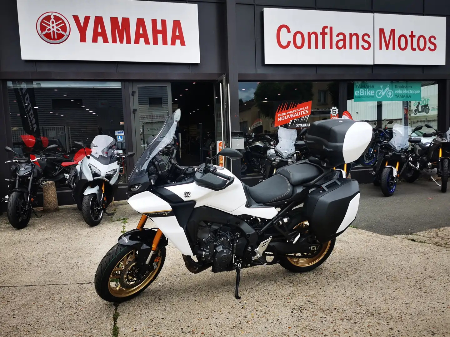 Yamaha Tracer 9 GT Blanc - 1
