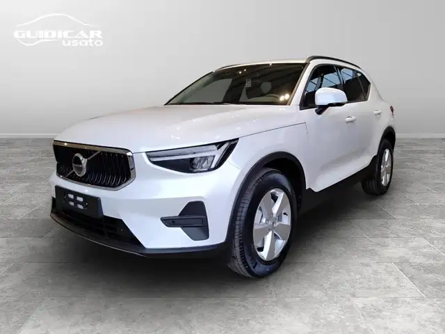 Volvo XC40 2.0 b3 Essential auto