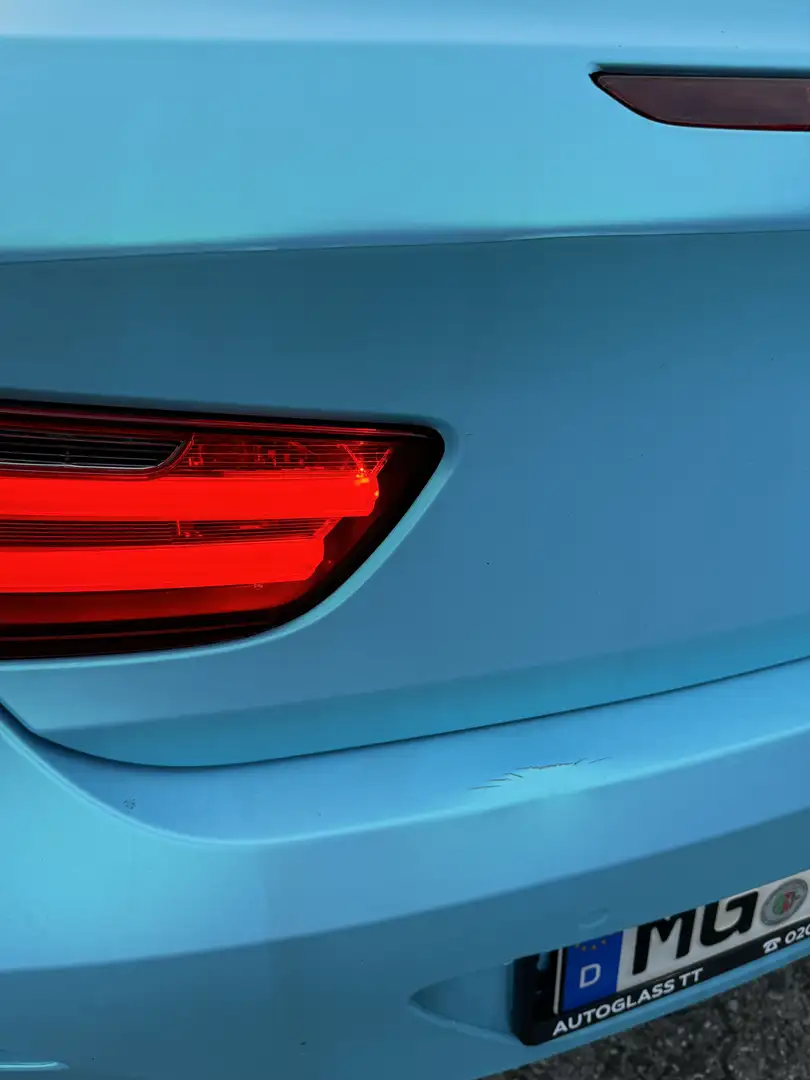 BMW 650 BMW 650i Cabrio (2010, 408 PS) Blauw - 2