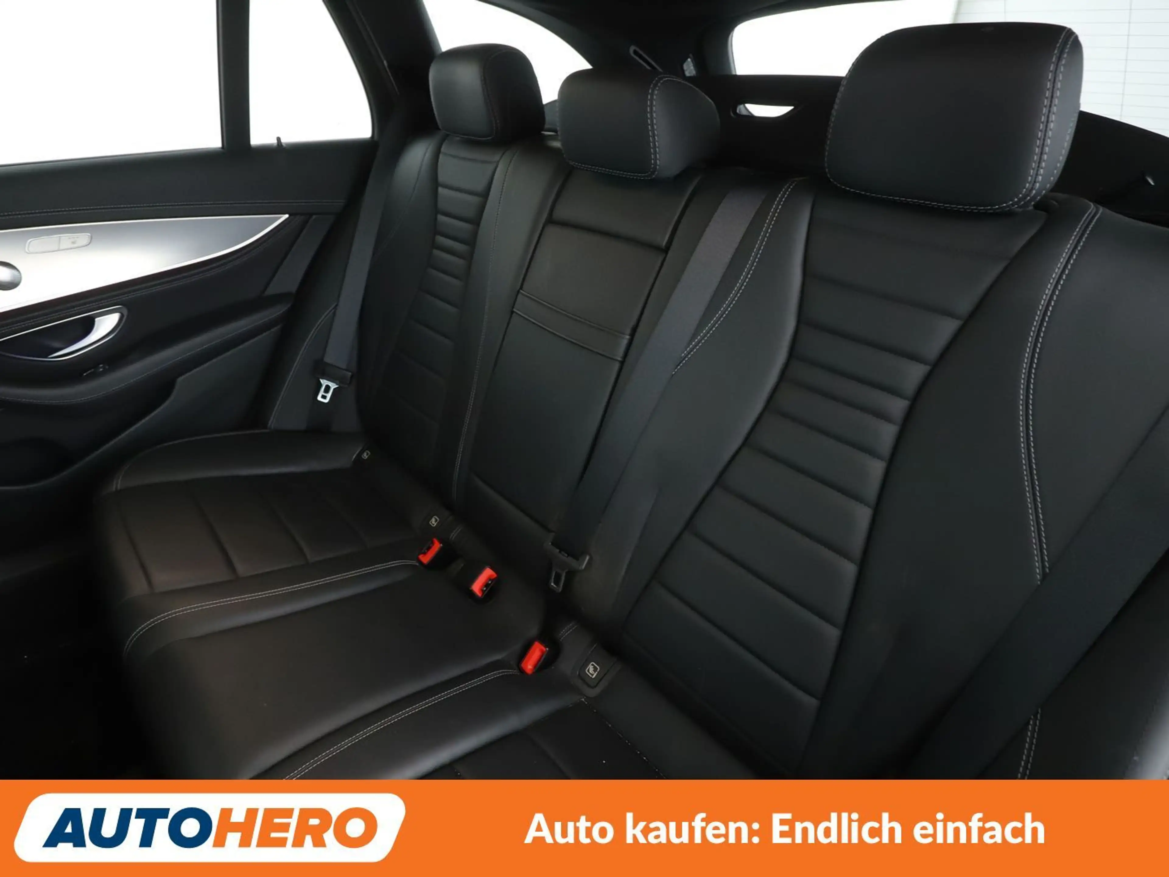 Mercedes-Benz E 300 de T AMG Line Aut.*NAVI*360*TEMPO*SHZ* — photo 14