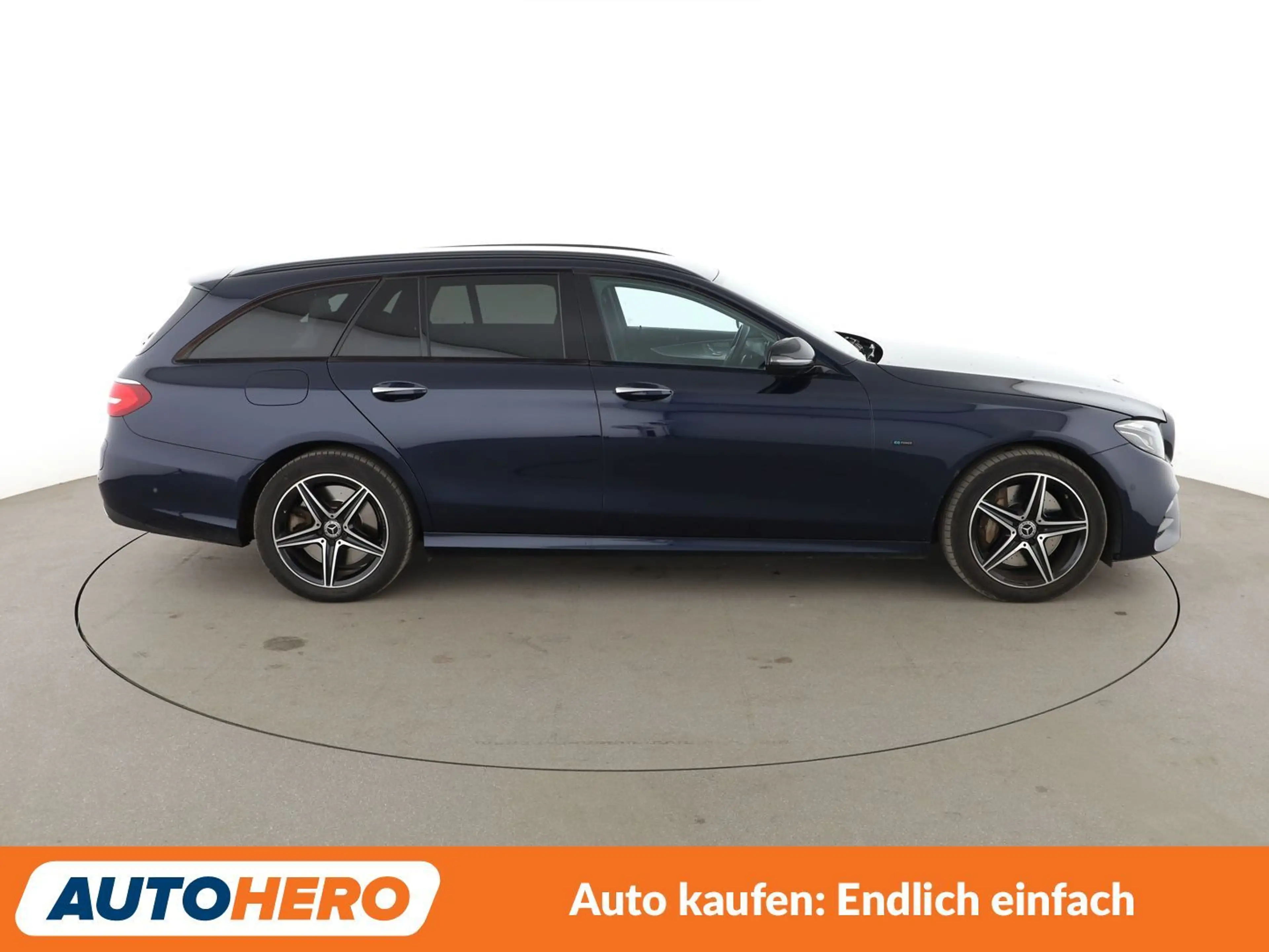 Mercedes-Benz E 300 de T AMG Line Aut.*NAVI*360*TEMPO*SHZ* — photo 7