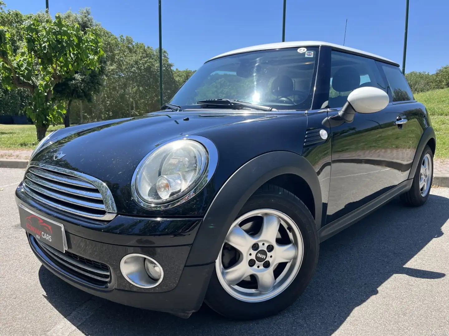 MINI Cooper Negro - 1