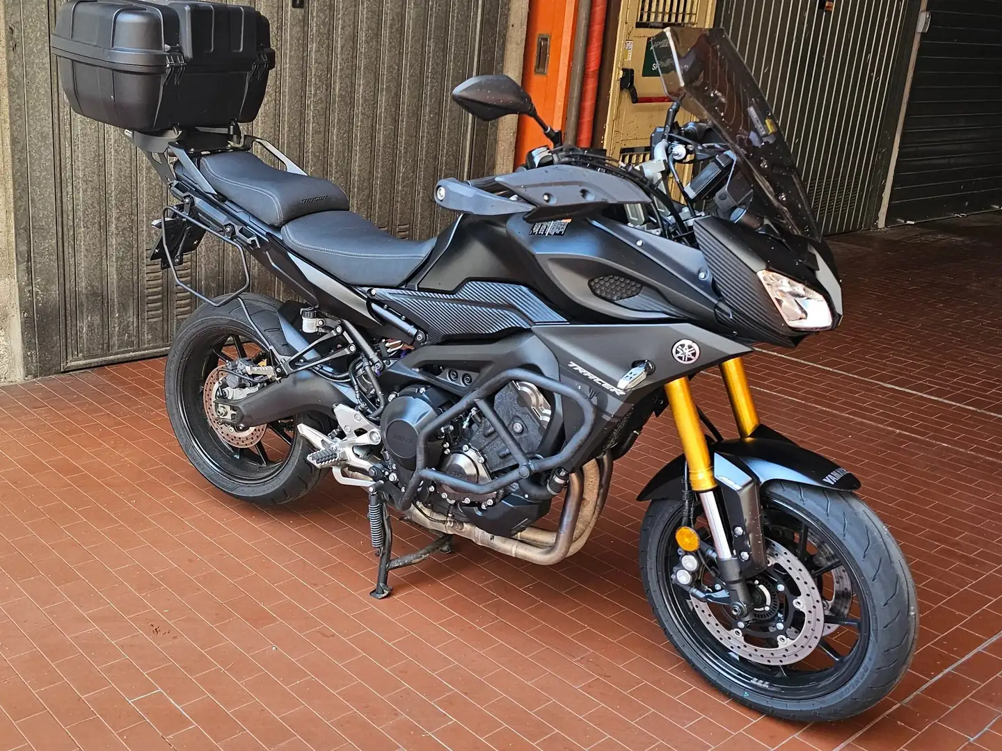 Yamaha Tracer 900 Negro - 2