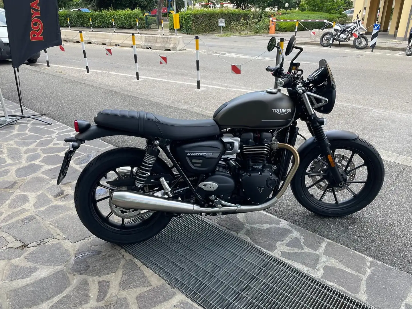 Triumph Speed Twin Grigio - 1
