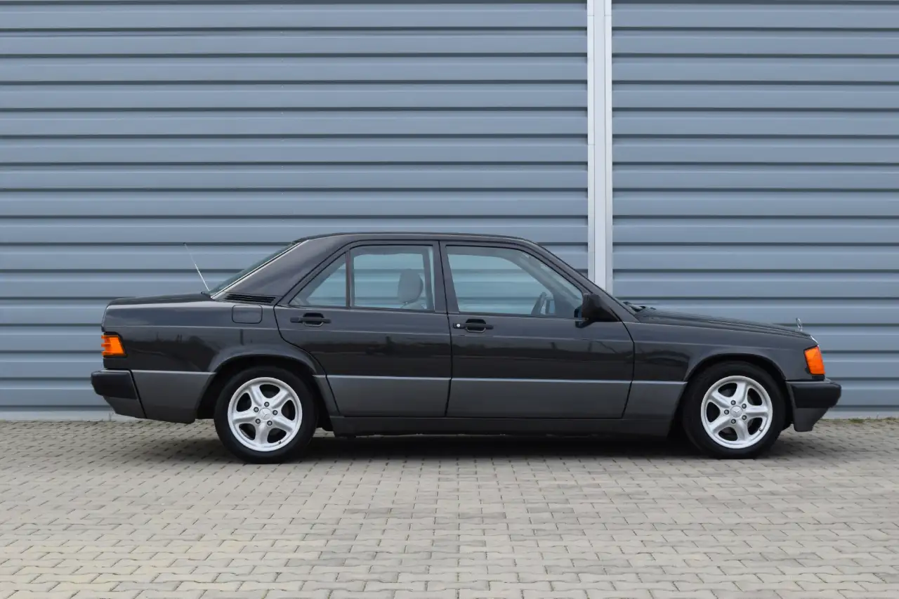 Mercedes-Benz 190 E Automatik * Velours/Klima/TOP-Zustand/Becker, foto 2