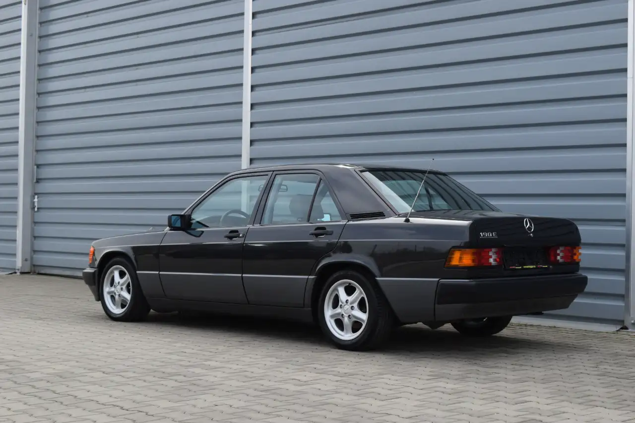 Mercedes-Benz 190 E Automatik * Velours/Klima/TOP-Zustand/Becker, foto 7
