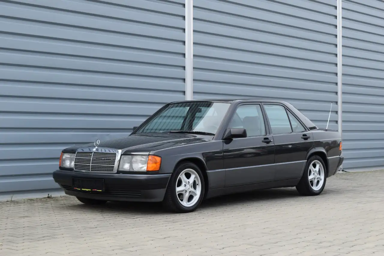 Mercedes-Benz 190 E Automatik * Velours/Klima/TOP-Zustand/Becker, foto 5