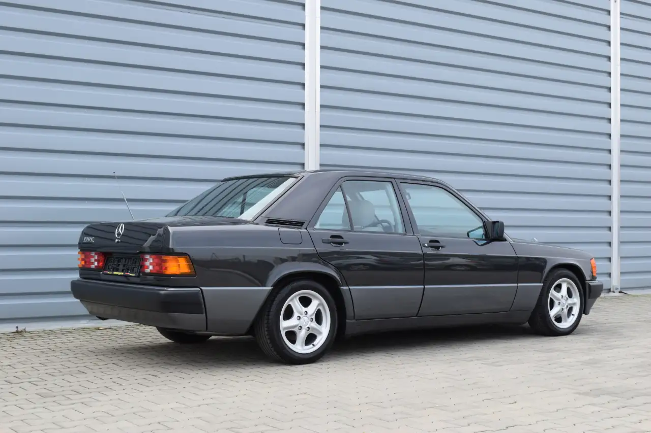 Mercedes-Benz 190 E Automatik * Velours/Klima/TOP-Zustand/Becker, foto 3
