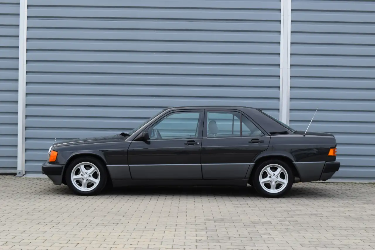 Mercedes-Benz 190 E Automatik * Velours/Klima/TOP-Zustand/Becker, foto 6