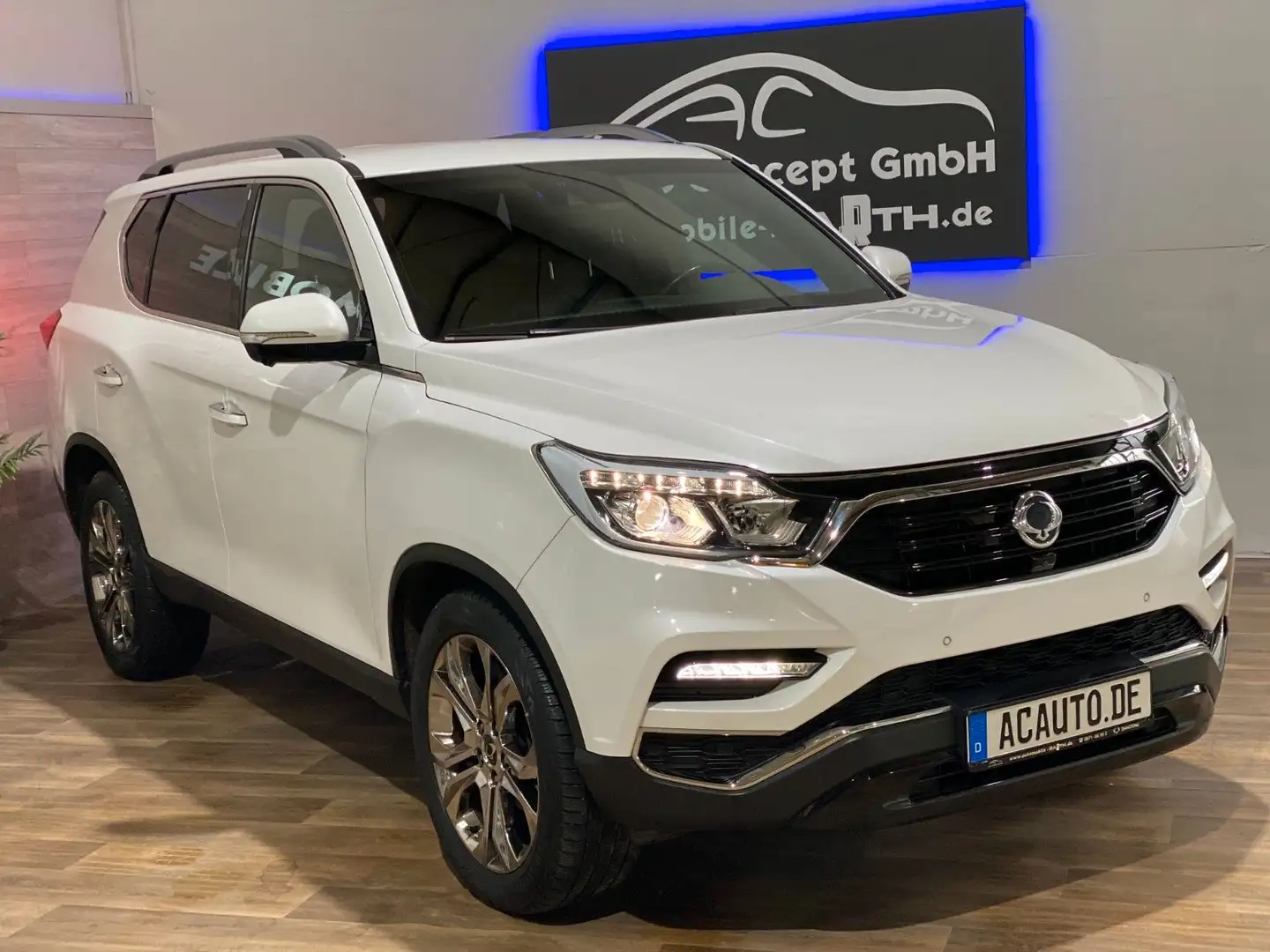 SsangYong Rexton 2.2 D Sapphire 4WD +7AT +AHK3,5T +20Zoll Alb - 2