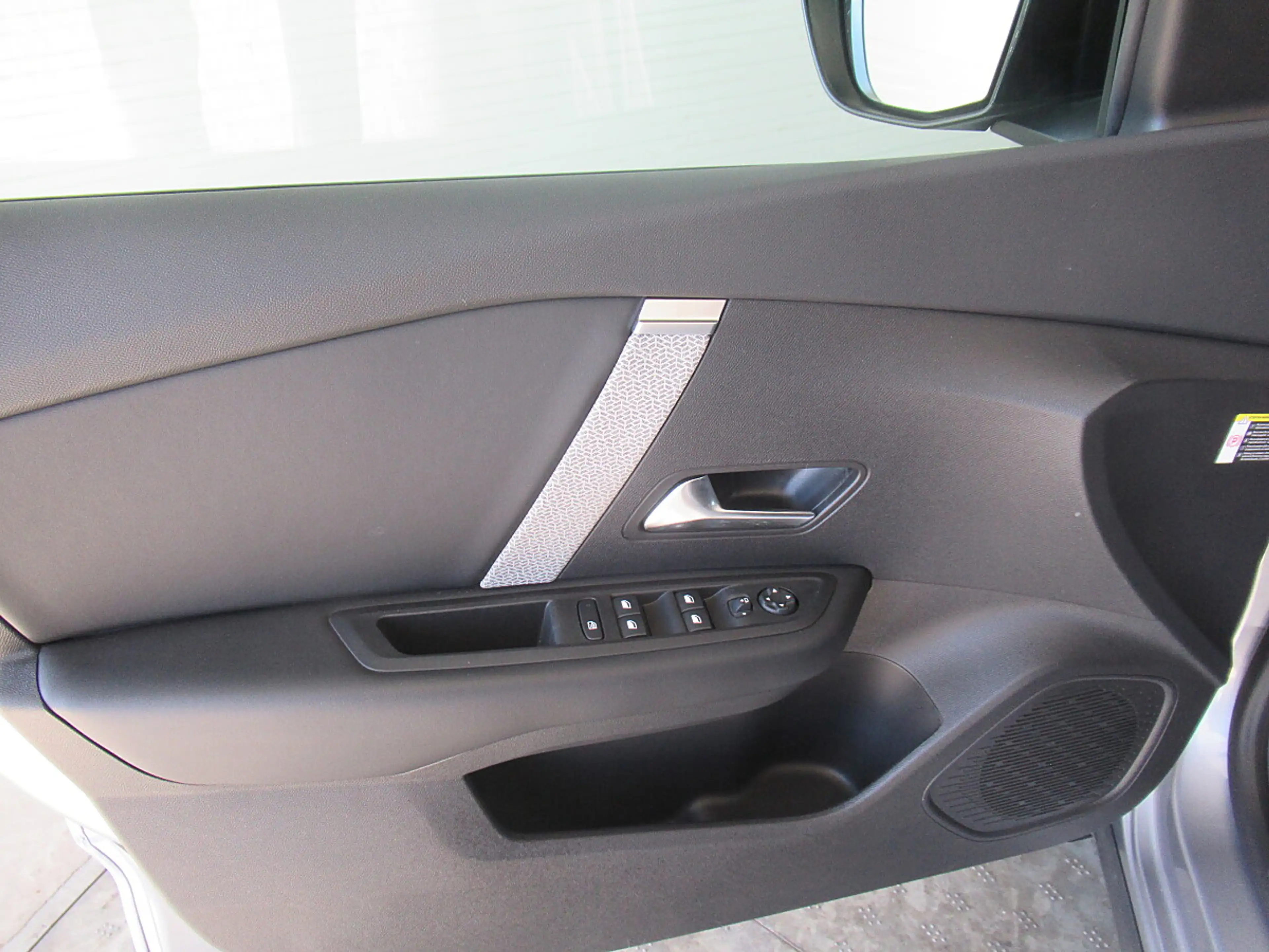 Citroen C4 PT 130 EAT8 Aut. Max *LED *Keyless *HUD *Sitzhe... — photo 13