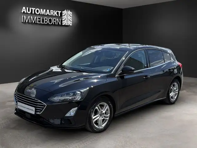 Ford Focus view 4