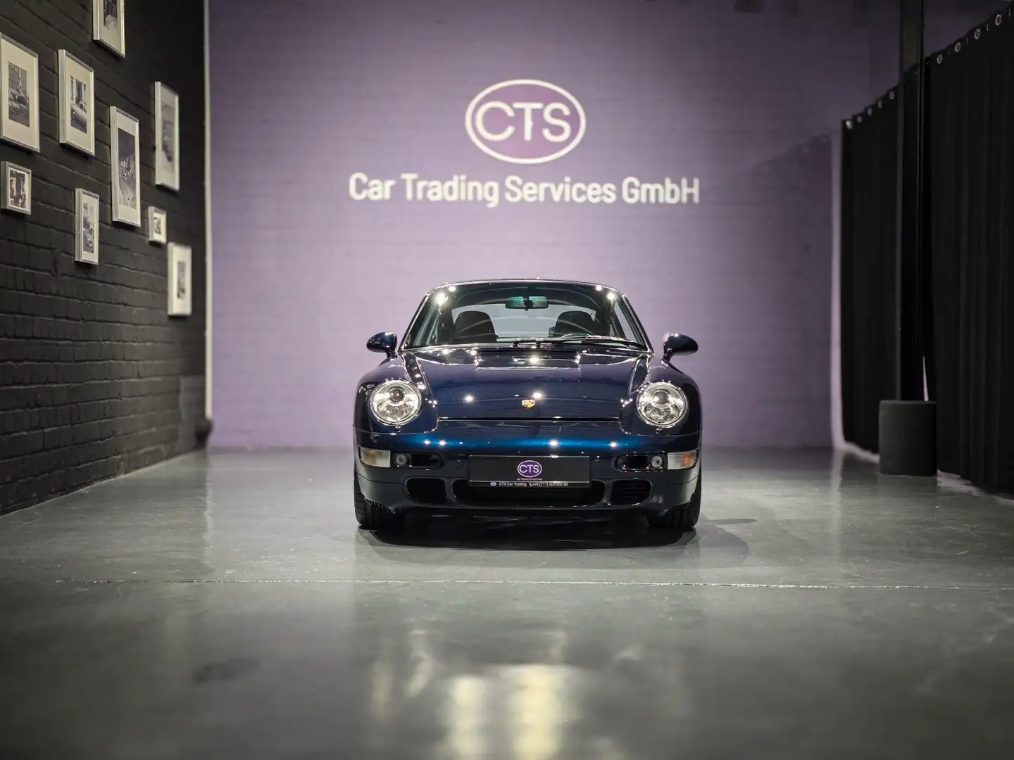 Porsche 993 Carrera 4 S Coupe / Ozeanblau / Schiebedach Bleu - 1