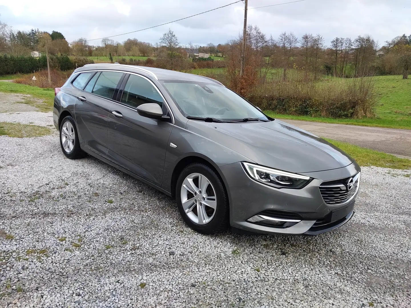 Opel Insignia Sports Tourer 1.6 CDTI ecoTEC D Innovation Gris - 2